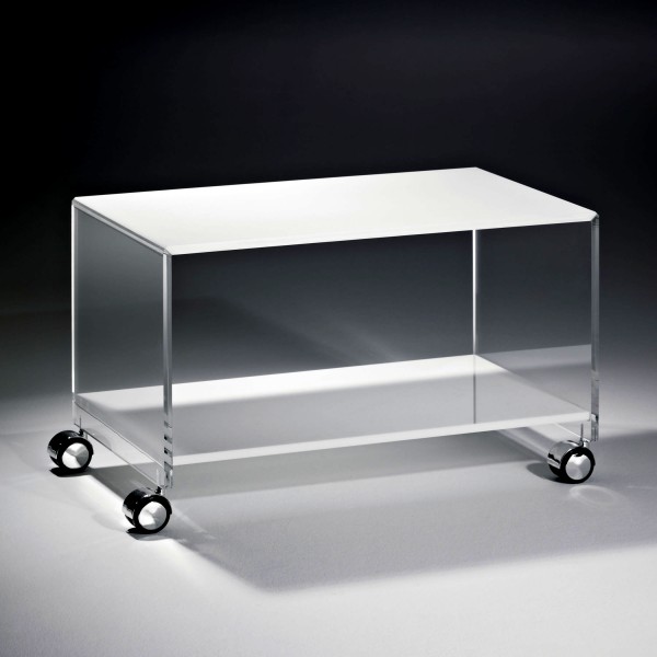 Hochwertiger Acryl-Glas Couchtisch mit 4 Chromrollen, Tischplatte und Unterboden weiß, Seiten klar, 63 x 38 cm, H 40 cm, Acryl-Glas-Stärke 12 mm