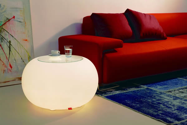 Moree Bubble, beleuchteter Tisch, mit Sicherheitsglasplatte, Ø 68 cm, H 41 cm, Oberfläche Ø 40 cm, Polyethylen, seidenmatt, weiß, mit E27 (230 V) Energiesparlampe, für Innen